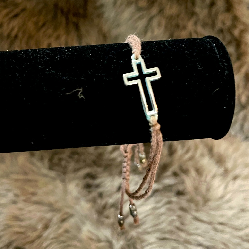 Cross Pull Tighten Bracelet, Source Unknown On Maker, String Band, Brown Band